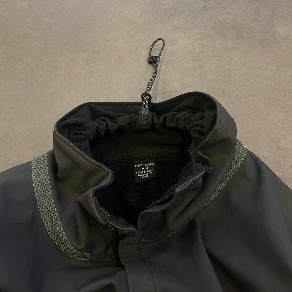 00s Mountain Hardwear Conduit Soft Shell Jacket
