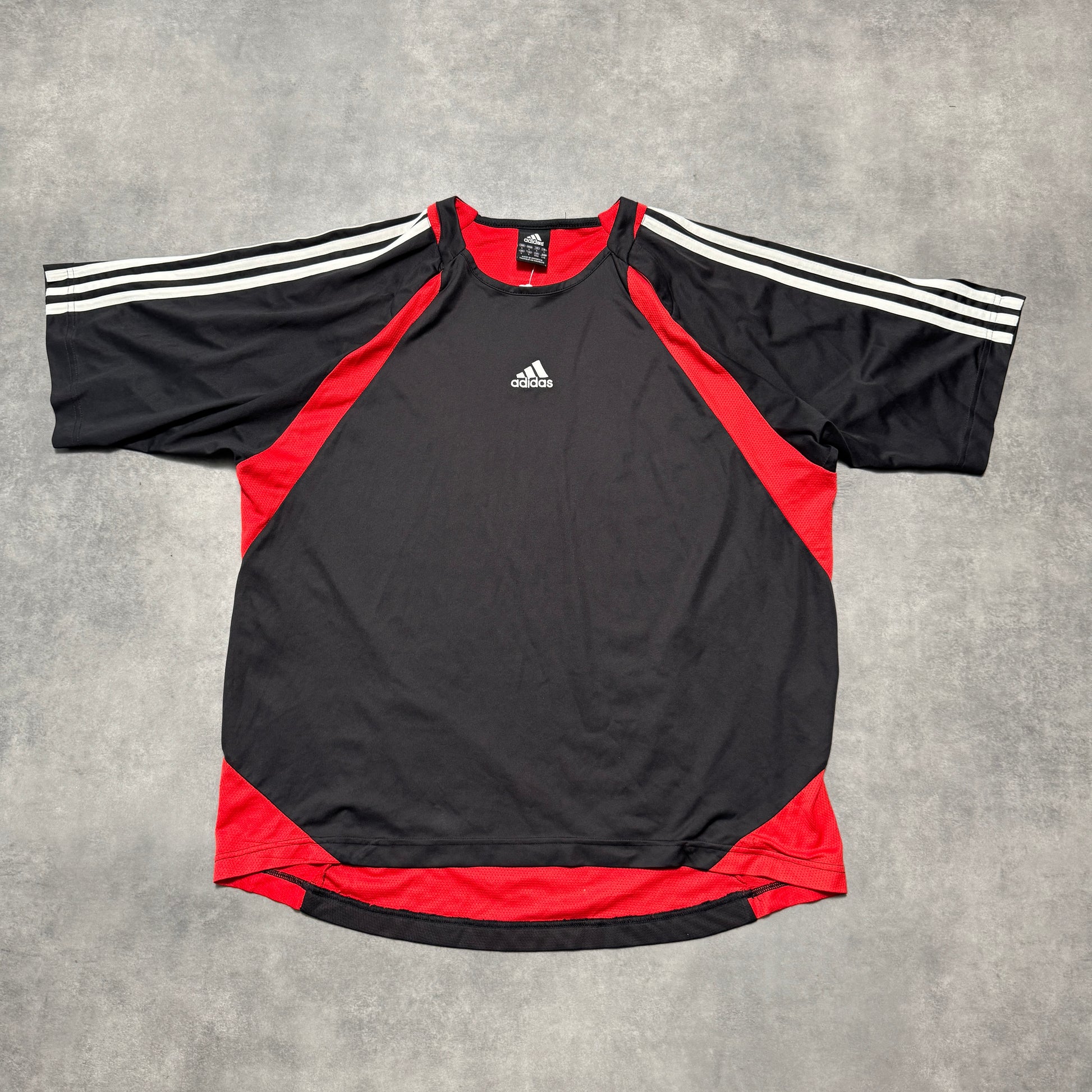 Adidas T-Shirt (L)