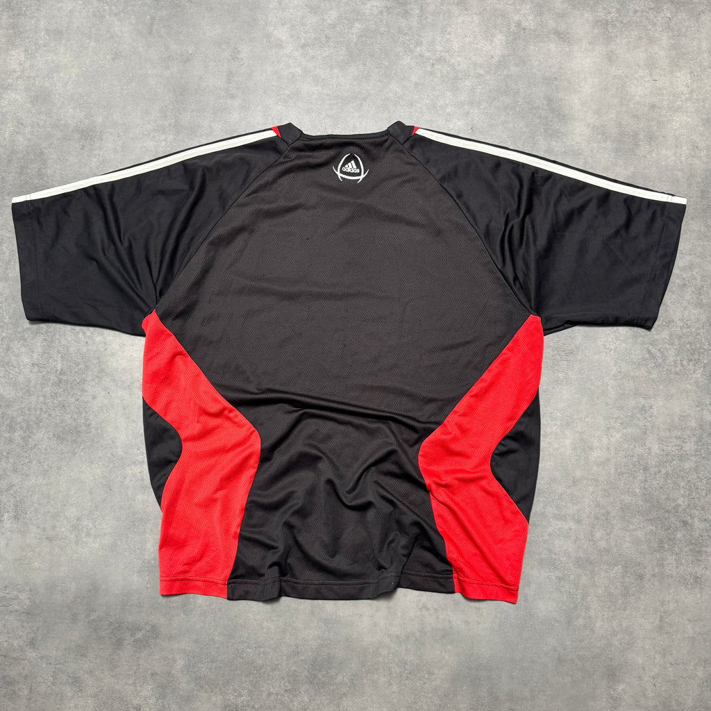 Adidas T-Shirt (L)