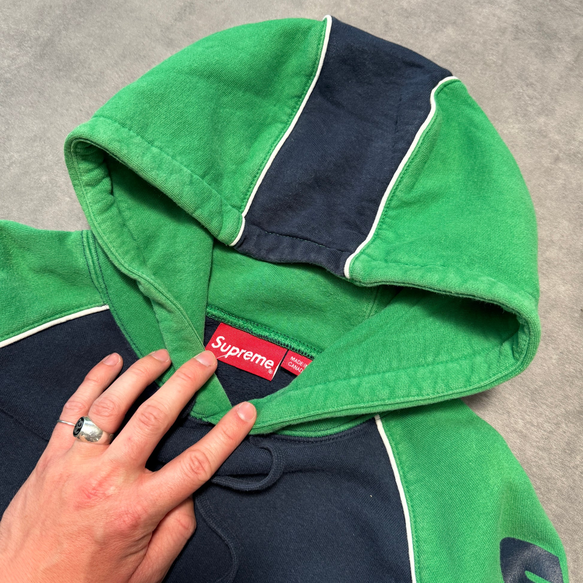 FW17 Supreme Hoodie (M)