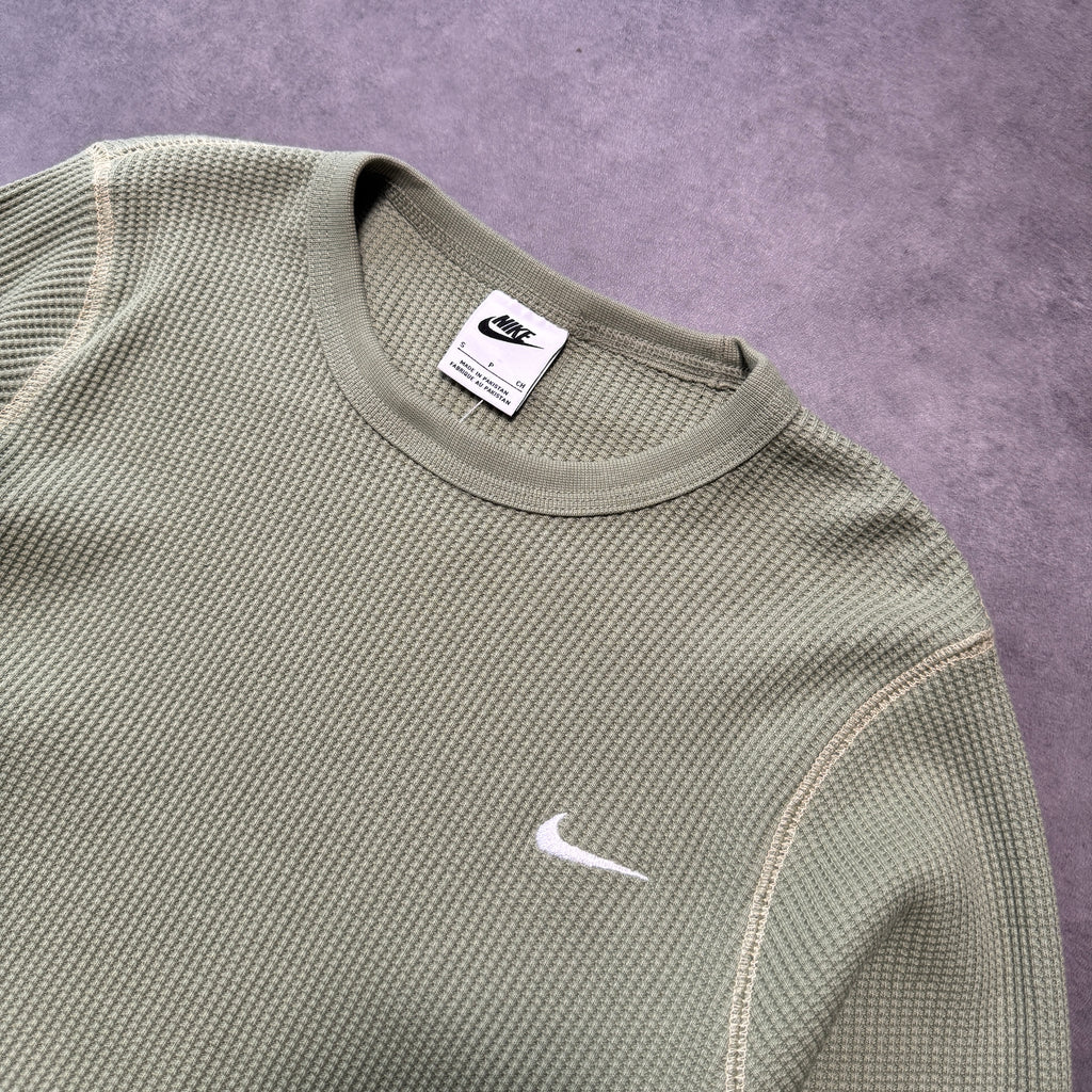Nike Thermal Waffle Knit Long Sleeve (M)
