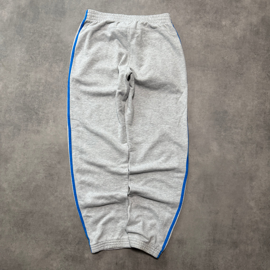 Adidas Essentials Joggers (M)
