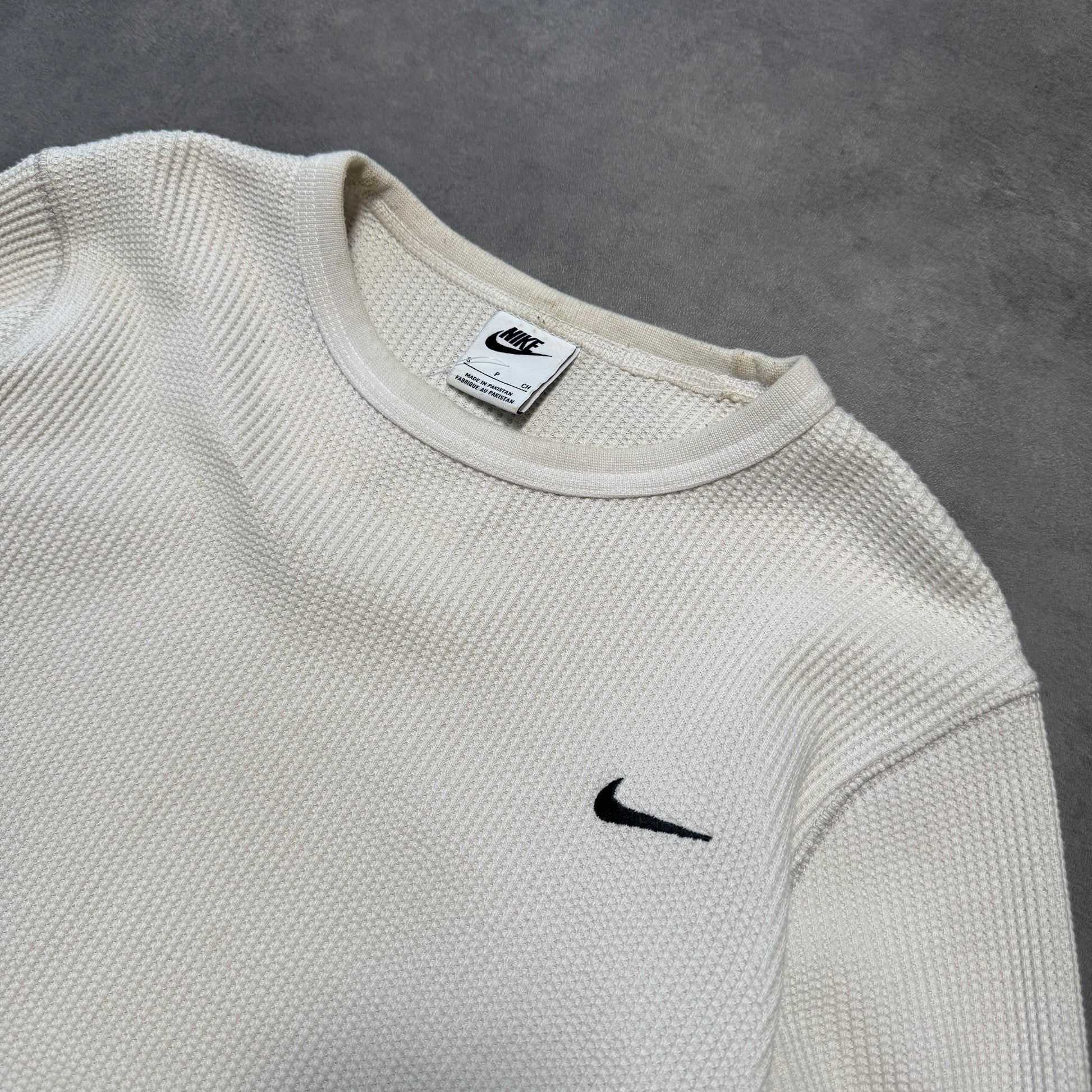Nike Thermal Waffle Knit Long Sleeve (M)
